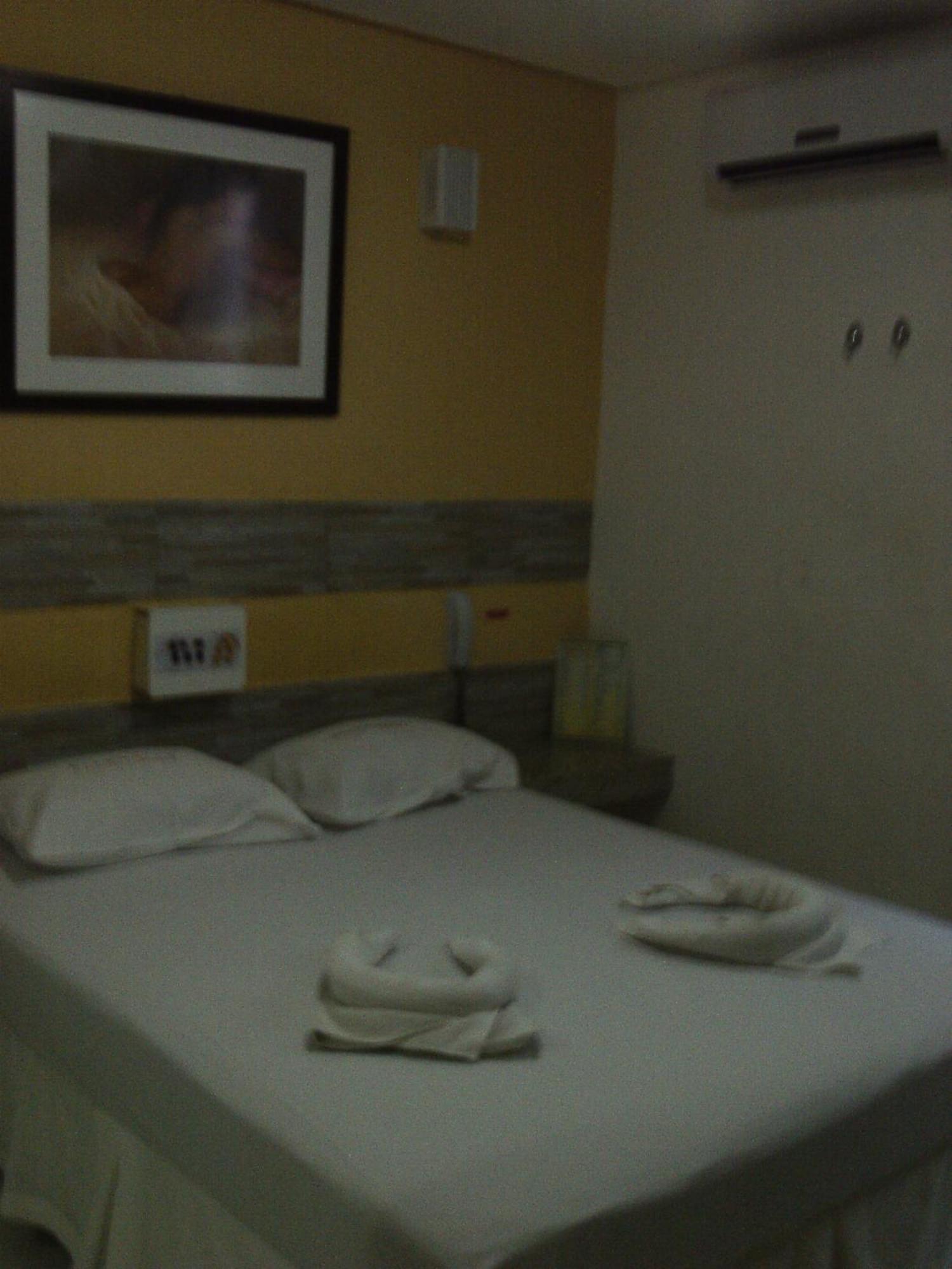 Hotel Ellegance Salvador Ruang foto